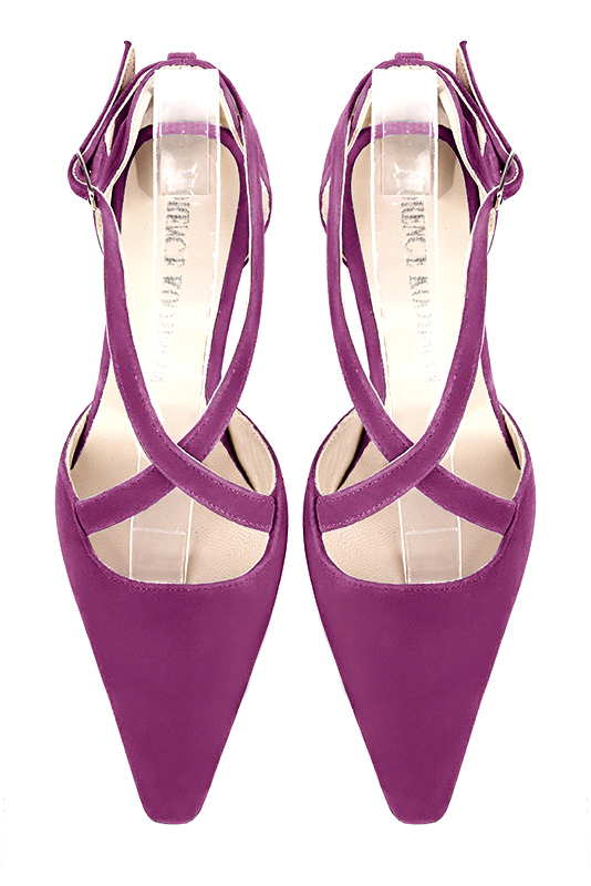 Mulberry purple women's open side shoes, with crossed straps. Tapered toe. High comma heels. Top view - Florence KOOIJMAN